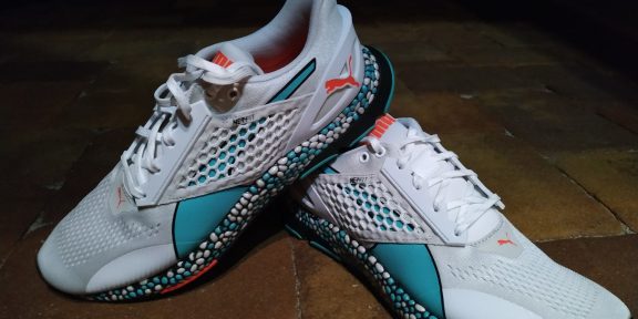 RECENZE  Puma Hybrid Astro &#8211; výrazný parťák na trénink i na parádu