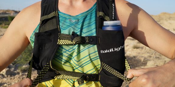 RECENZE: Raidlight Gilet Responsiv 10 l &#8211; běžecká vesta pro nejnáročnější běžce