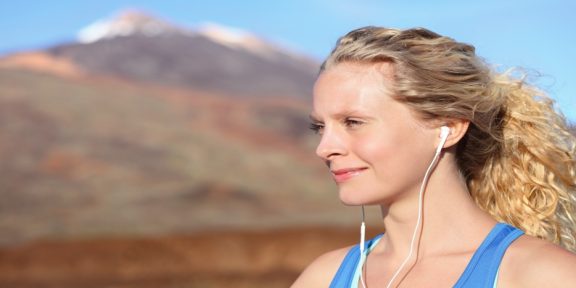 Vyzkoušejte povolený doping – poslouchejte při běhání hudbu