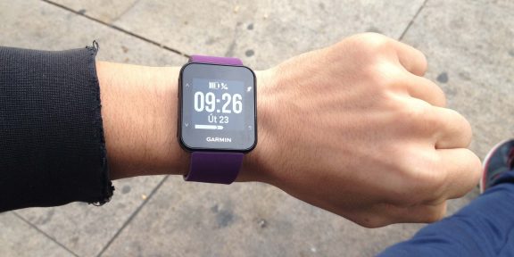 RECENZE: Běžecké hodinky GARMIN FORERUNNER 30 violet optic