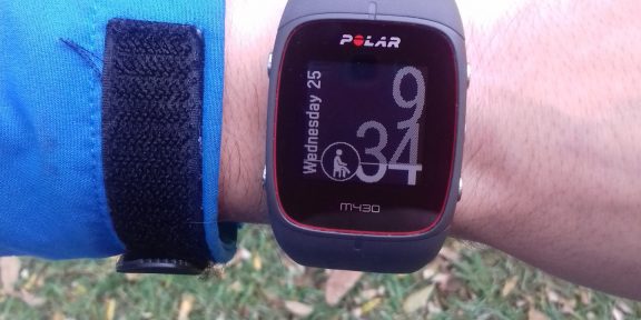 RECENZE: Běžecký sporttester Polar M430