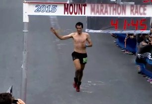 Extrémní závod Mt. Marathon na Aljašce ovládli Kilian Jornet a Emelie Forsberg. Oba překonali traťové rekordy!
