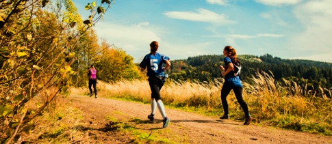 Ultra závod na TES Valachia Run ovládli Trtek a Pachtová. V Horském běhu nejlépe Kučera a Vévodová. + FOTKY ZÁVODNÍKŮ KE STAŽENÍ