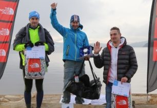 Lipno Ice Marathon se běžel po souši, ale přesto nabídl opravdový běžecký extrém