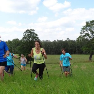 Recenze knihy: Nordic Running - Běh s holemi jako zdravější a efektivnější způsob běhání - Milan Kůtek