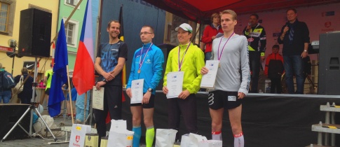 Tituly z Pardubického vinařského půlmaratonu pro Pavlištu a Kamínkovou!