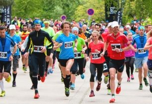 Nedělní Prague Trail Run Hostivař ovládli Krupička a Schorná