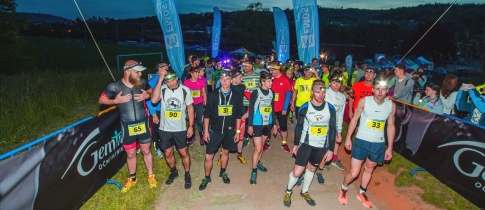 Night Trail Run Zlín v podání Petra Konečného a Heleny Kotopulu