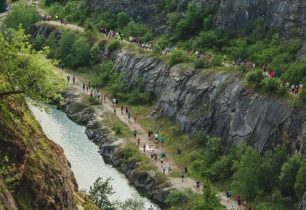 Karlštejn zažil skvělou běžeckou sobotu, dlouhou trasu ovládli Vokrouhlík a Churáňová + FOTKY ZÁVODNÍKŮ ZDARMA KE STAŽENÍ