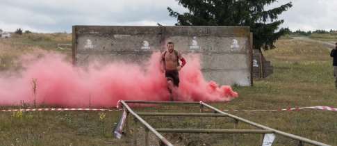 ARMY RUN Vyškov NATO v podání Jiřího Vacíka a Petry Veselé + FOTKY ZÁVODNÍKŮ KE STAŽENÍ