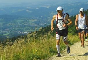 Královská výzva sezony, Krkonošský Skymarathon KTRC, se poběží opačně