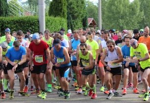 Miřejovickému půlmaratonu vévodili Vlastimil Flegl a Radka Churáňová + FOTKY ZÁVODNÍKŮ ZDARMA KE STAŽENÍ