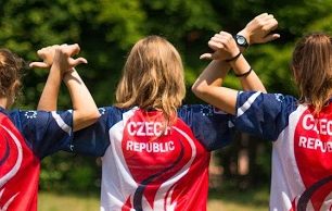Jedna zlatá a pět stříbrných medailí z Mistrovství Evropy dorostu: Daniel Vandas zvítězil v klasice, Tereza Janošíková dvakrát druhá