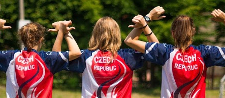 Jedna zlatá a pět stříbrných medailí z Mistrovství Evropy dorostu: Daniel Vandas zvítězil v klasice, Tereza Janošíková dvakrát druhá