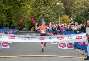 City Cross Run Prague: V ženách kralovala Kamila Gregorová, v mužích prvenství z České lípy obhájil Vít Pavlišta. + FOTKY ZÁVODNÍKŮ ZDARMA KE STAŽENÍ