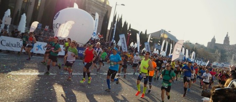 OSOBNÍ ZKUŠENOST BĚŽCE: Barcelonský maraton plný emotivních zážitků s krásným osobákem jako bonus