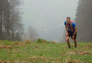 Mistrovství ČR ve SkyMarathonu: Kopce, bahno, mlha – vítězi Perun SkyMaratonu jsou Jiří Čípa a Michaela Mertová + FOTKY ÚČASTNÍKŮ KE STAŽENÍ