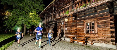 Na Night Trail Run v Rožnově pod Radhoštěm zazářili Václav Bitala a Jana Bílková