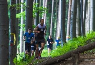 Veřovický Lesoběh opět nabídl to nejlepší z Velkého Javorníku, nejdelší trasu ovládli Najvert a Pachtová!