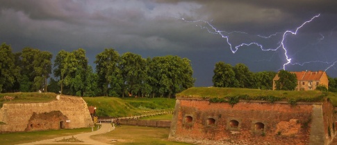 Na pevnost v Josefově zaútočí přes 2500 gladiátorů. INOV-8 Gladiator Race hlásí rekordní účast!