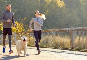 Doražte na charitativní běh „Fitmin Se psem mě baví běh“ do pražské Stromovky - program bude pro každého dvounožce i čtyřnožce!