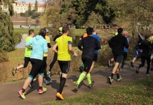 Prague Park Race Průhonickým parkem je i letos vyprodaný