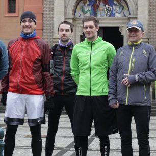 Starosta Prahy 5 oběhl spolu s dalšími běžci celý obvod své části města. Celkem to je 28 km!