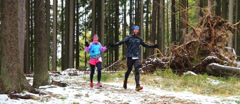 Radeč maraton ovládli Tomáš Eisner a Kristýna Junková + FOTKY ZÁVODNÍKŮ ZDARMA KE STAŽENÍ