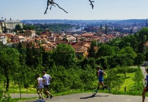 KTRC Petřínský trail mírní strmost, zbyde více sil na rozhledy na Prahu