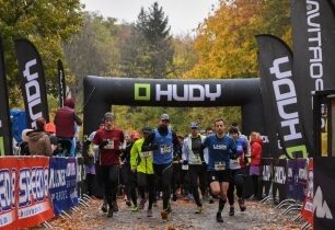S podzimním počasím na Prague Park Race v Prokopském údolí si nejlépe poradili Vitner a Korvasová + FOTKY ÚČASTNÍKŮ ZDARMA KE STAŽENÍ
