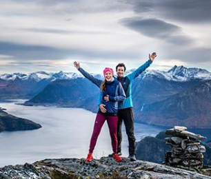 Ultraskyrunningová rodina se rozrůstá! Emelie Forsberg a Kilian Jornet čekají zimní miminko!