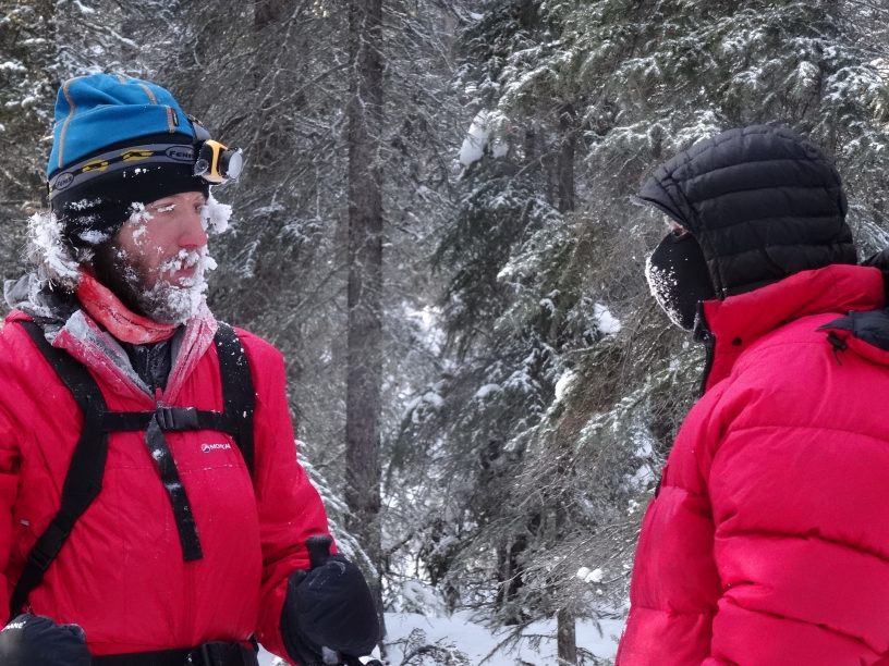 Jan Francke se loučí se svou ženou při extrémním arktickém závodu