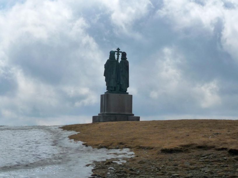 Sousoší Cyrila a Metoděje na Radhošti