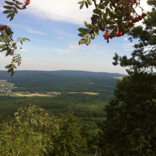 Pohled na hřeben Radeče z trasy závodu