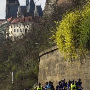Trasa Pražského 1/2Maratonu vede přes historické centrum Prahy (např. Vyšehrad)
