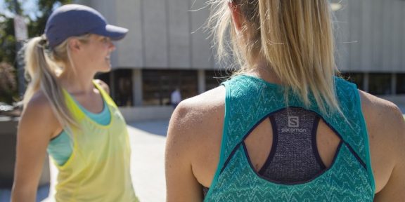 RECENZE: Salomon Medium Impact Bra &#8211; pevná a prodyšná podprsenka nezbytná pro poprsí každé běžkyně