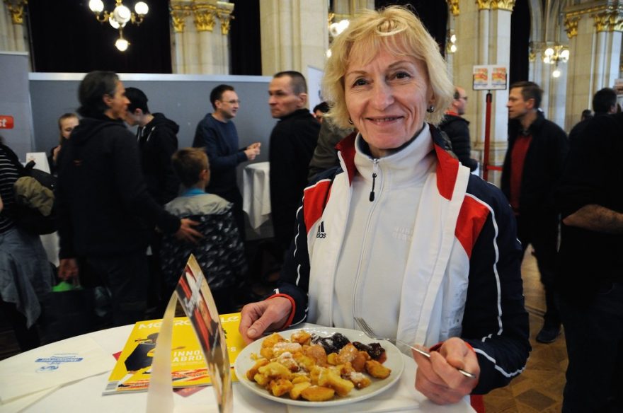 Večeře před maratonem (foto: Ing. Zdeněk Krchák)