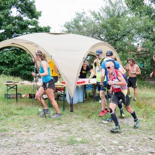 Premiéry nového horského závodu se zúčastnilo přes 170 běžců (foto: jakubpelousek.com)