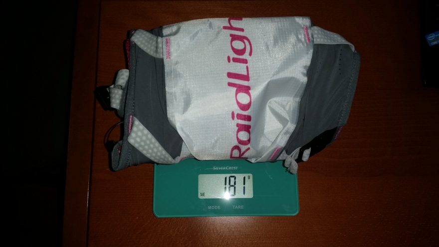 Vesta při testu vážila 180 g