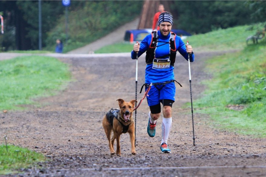 Vítězný dogtrekař Vlastimil Vágner