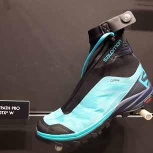 Salomon Outpath Pro s Goretexem využijete, když je pro vás chůze po horách moc nudná a chcete občas popoběhnout i v těžkém horském terénu