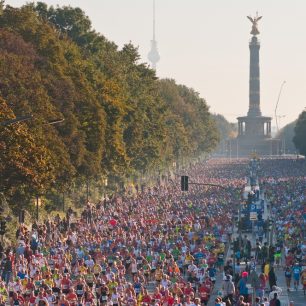 Městské závody nabízí běžcům jedinečou atmosféru