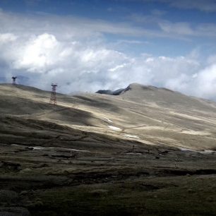 Výhledy a krajina na Transylvania 100K, Rumunsko