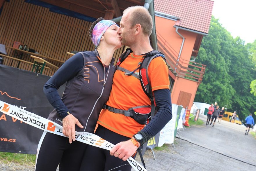 Manželský pár Martin a Gabriela Plačkovi v cíli