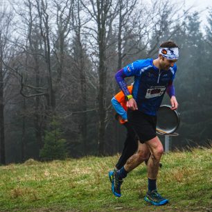 Tomáš Buryška na závěrečném doběhu do cíle Perun Skymarathonu