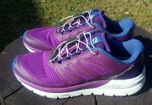 RECENZE: Salomon Sense Pro Max - lehoučká bota na delší traily