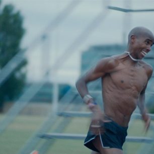 Mo Farah pro úspěch tvrdě trénuje