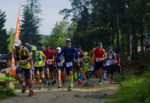 EPO Trail Maniacs Harrachov opět přes dva státy. Mistrovské tituly pro Mrázka a Strakovou!