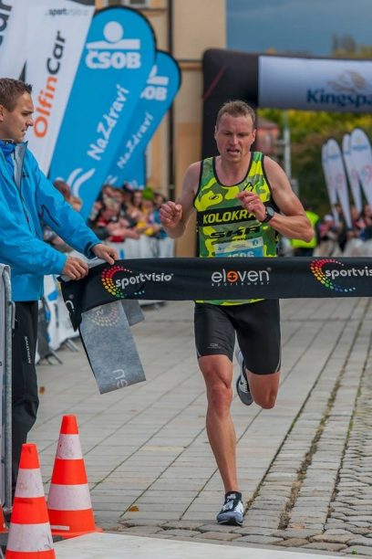 Vítěz maratonu Robert Heczko v cíli