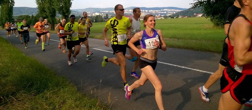 MONIKA HLOUŠKOVÁ - původně jachtařka, nyní vrchařka, která letos vyběhala 2. místo na MS v týmech